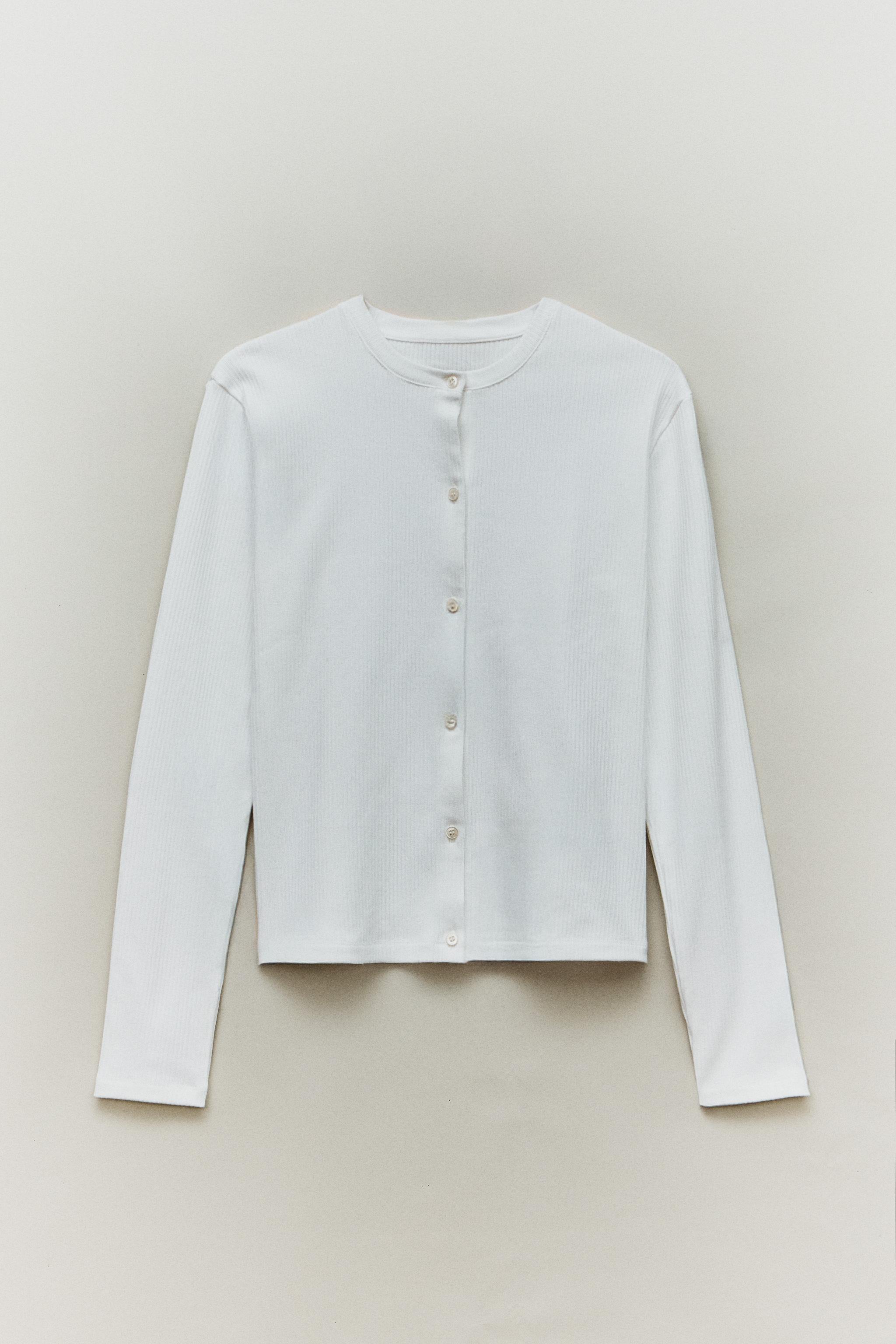 LONG SLEEVE BUTTON T-SHIRT